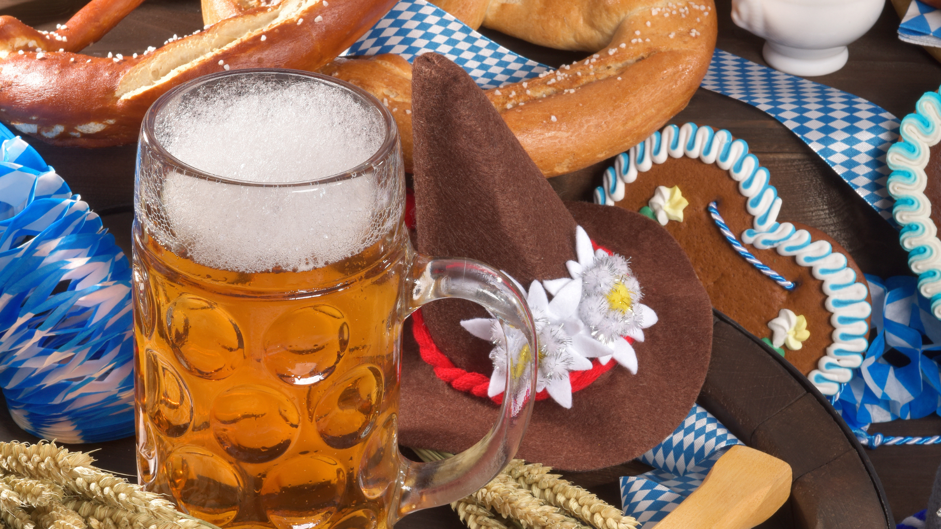 Bayrische Atmosphäre auf dem Schützenplatz